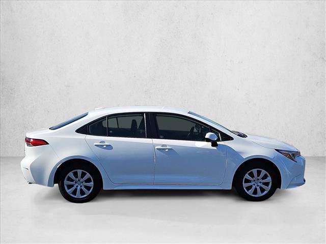 Certified 2025 Toyota Corolla LE FWD image 4