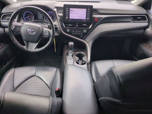 Certified 2021 Toyota Camry SE image 14