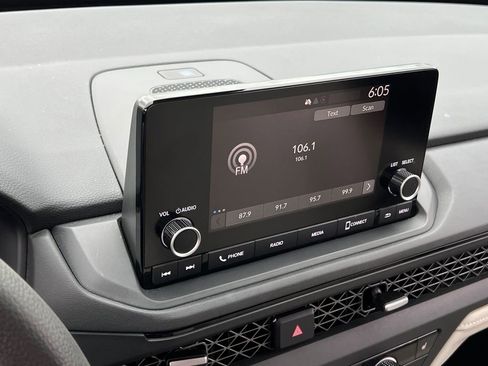 Used 2024 Honda Accord EX image 12