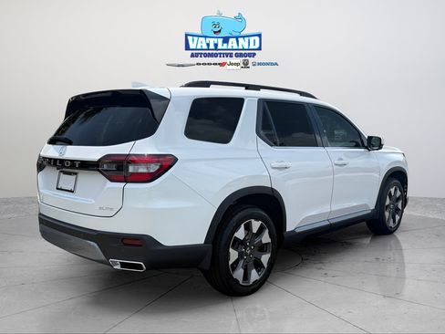 New 2026 Honda Pilot Elite image 5