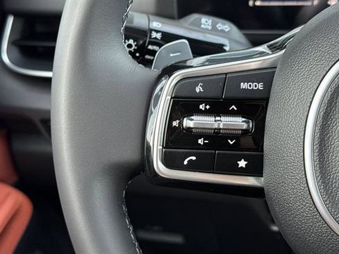 New 2026 Kia Carnival EX FWD image 27