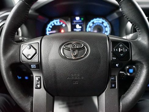 Used 2021 Toyota Tacoma TRD Sport image 13