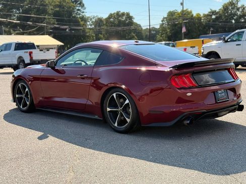 Used 2019 Ford Mustang Coupe w/ Equipment Group 101A RWD image 7