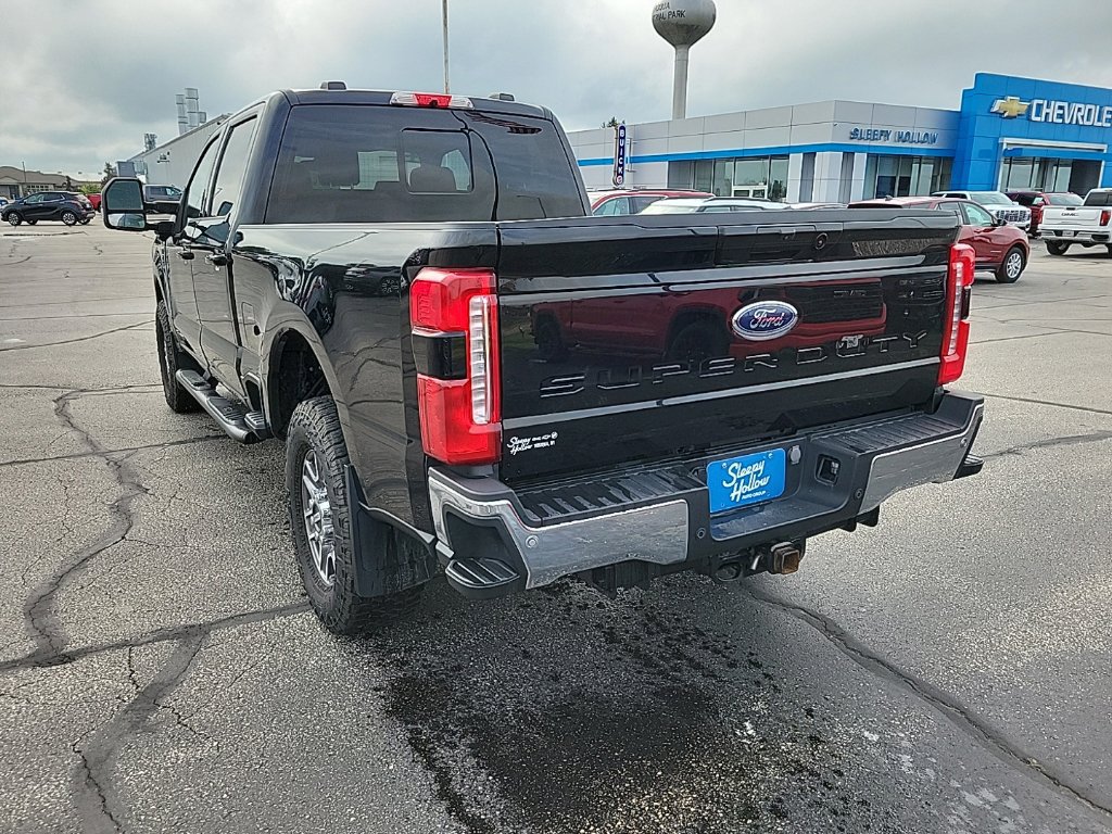 Used 2023 Ford F250 Lariat AWD/4WD image 7
