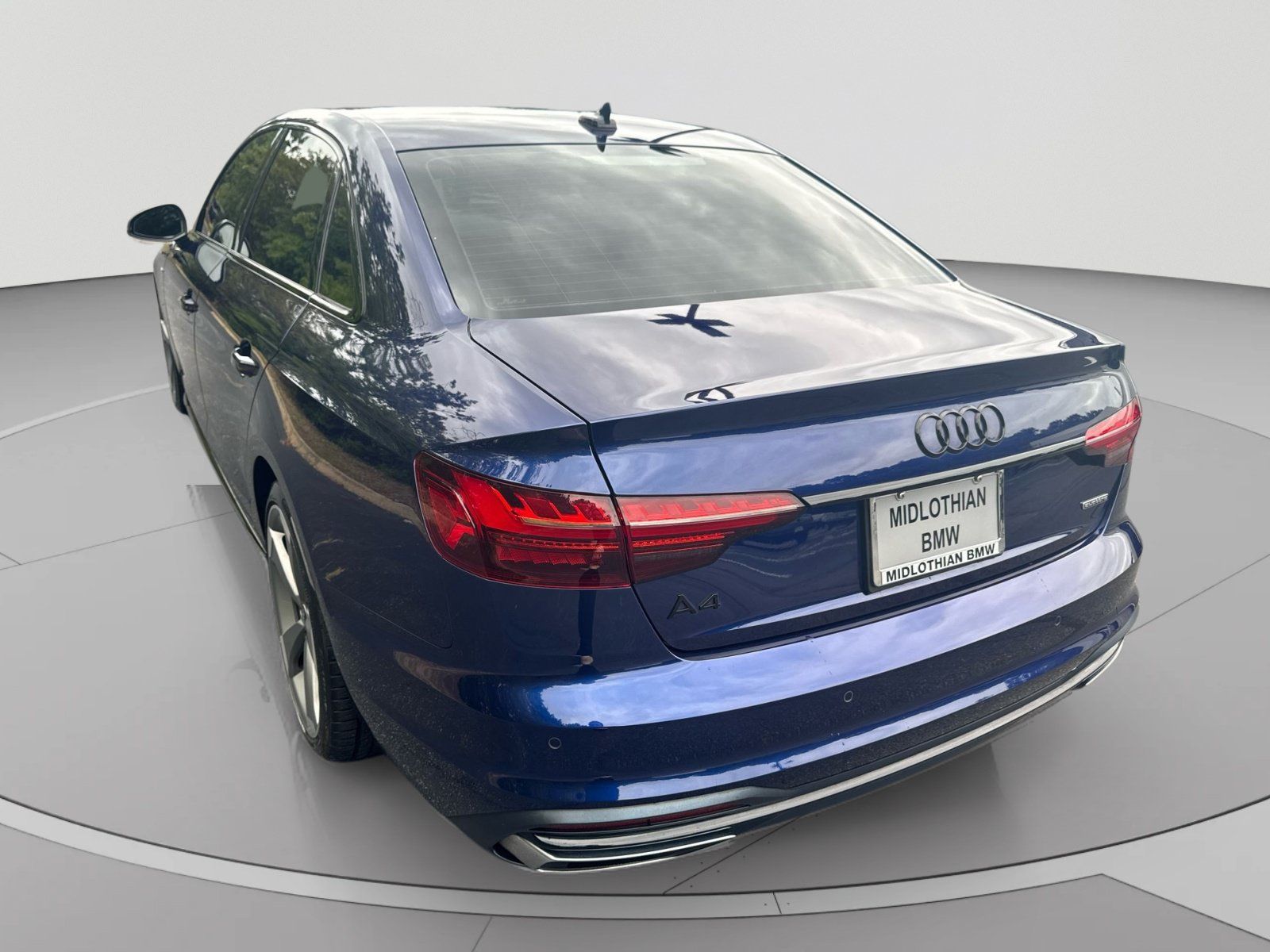 Used 2022 Audi A4 2.0T Premium Plus w/ Premium Plus Package AWD/4WD image 27