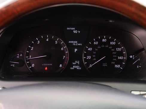 Used 2012 Lexus LS 460 w/ Comfort Pkg RWD image 16
