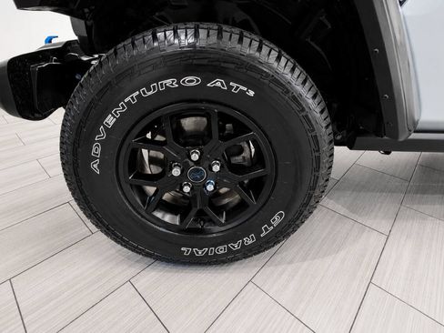 Used 2024 Jeep Wrangler Unlimited AWD/4WD image 11