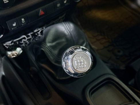 Used 2016 Jeep Wrangler Sport AWD/4WD image 26