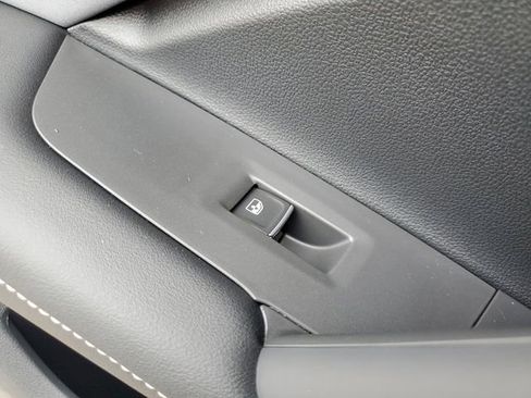 New 2026 Volkswagen Tiguan SE R-Line image 14