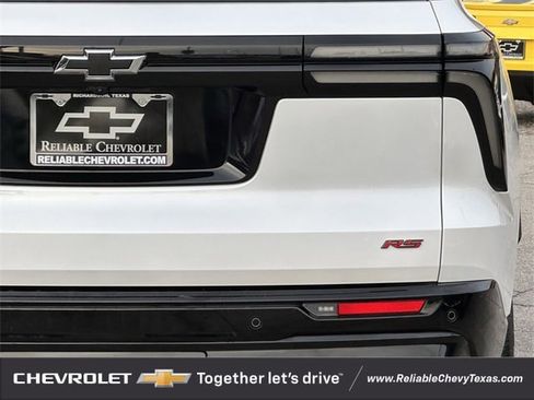 Certified 2024 Chevrolet Traverse RS w/ LPO, Floor Liner Package image 7