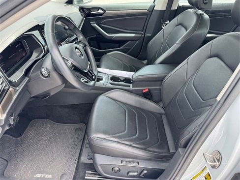 Used 2019 Volkswagen Jetta SEL Premium image 9