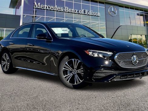 New 2026 Mercedes-Benz E 350 4MATIC Sedan image 1