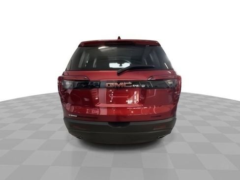 Certified 2022 GMC Acadia SLE w/ Driver Convenience Package image 7