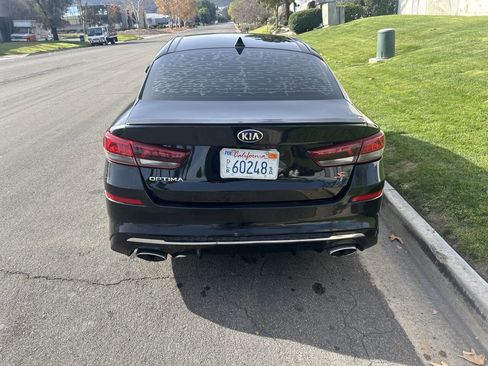 Used 2019 Kia Optima S w/ S Panoramic Sunroof Package image 11