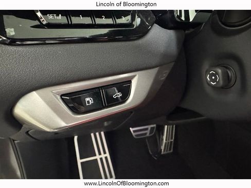 Used 2024 Lexus RX 500h F Sport AWD/4WD image 40