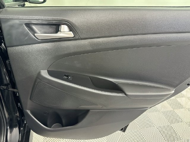 Used 2019 Hyundai Tucson SE w/ Cargo Package AWD/4WD image 24