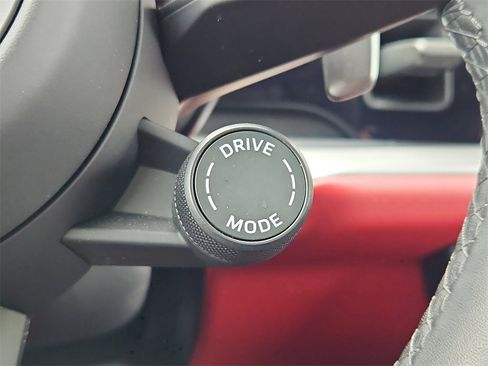 Certified 2024 Porsche Cayenne S image 19