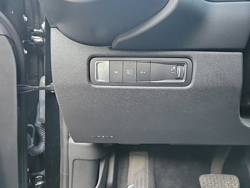 Used 2024 Chevrolet Equinox EV RS AWD/4WD image 32