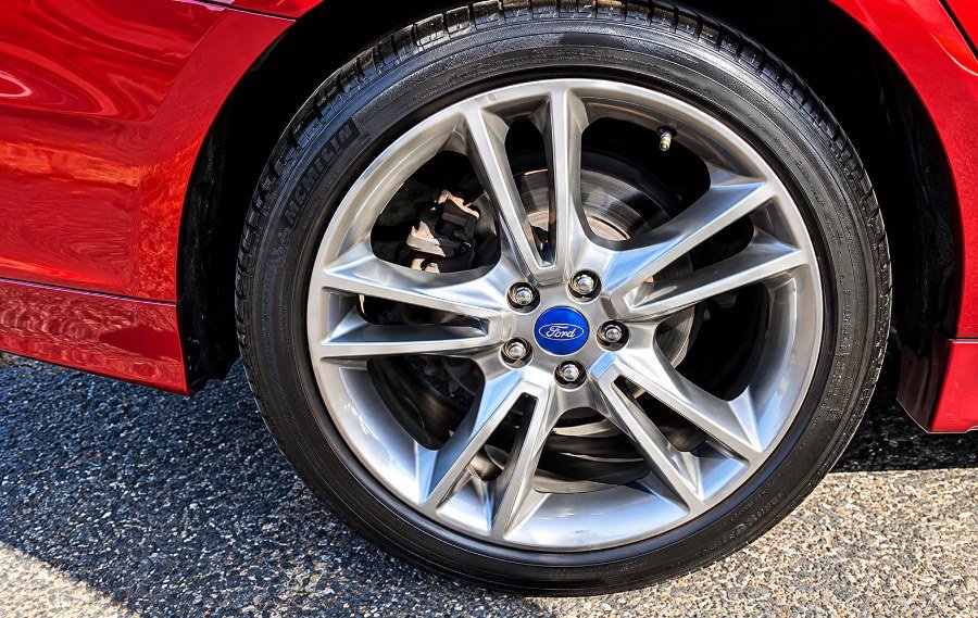 Used 2014 Ford Fusion Titanium AWD/4WD image 16