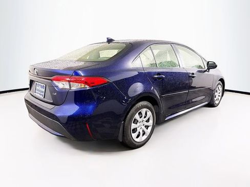 Used 2021 Toyota Corolla LE FWD image 10