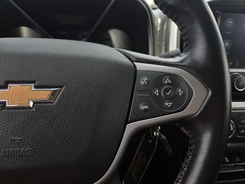 Used 2021 Chevrolet Colorado LT w/ Safety Package RWD image 21