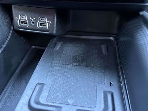 Used 2022 Dodge Durango R/T w/ Blacktop Package image 25