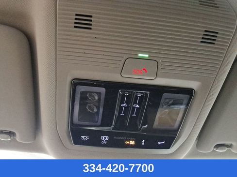 New 2026 Volkswagen Atlas SE image 17