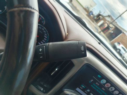 Used 2018 Chevrolet Silverado 1500 High Country AWD/4WD image 22