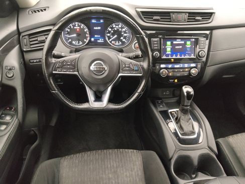 Used 2020 Nissan Rogue SV w/ Sun & Sound Touring Package AWD/4WD image 22