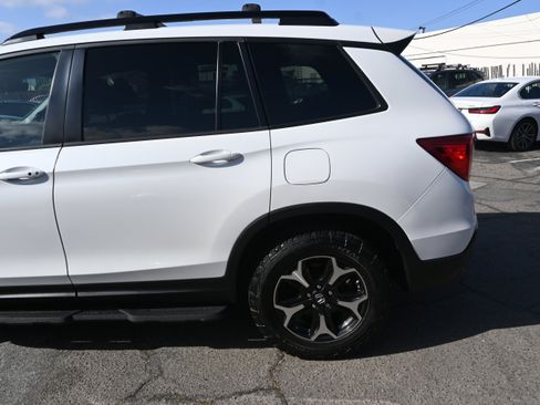 Used 2021 Honda Passport Touring image 13