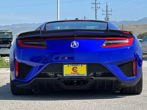 Used 2017 Acura NSX AWD/4WD image 4