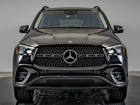 Certified 2025 Mercedes-Benz GLE 580 4MATIC image 2