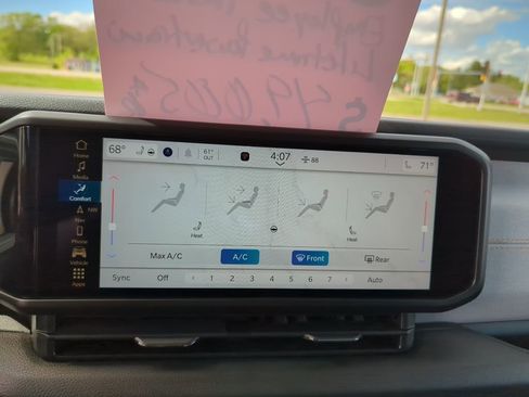 New 2025 Jeep Gladiator Sport image 16