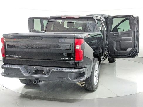 Used 2019 Chevrolet Silverado 1500 Custom w/ Custom Value Package image 30