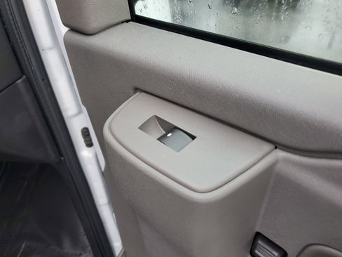 New 2025 GMC Savana 2500 w/ Driver Convenience Package RWD image 30
