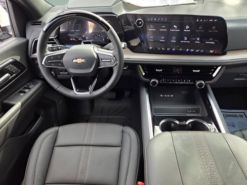 New 2026 Chevrolet Suburban High Country image 23