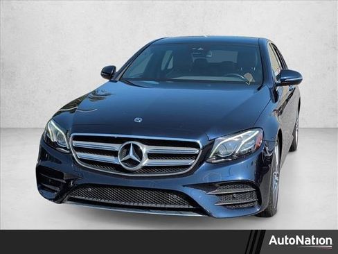 Used 2018 Mercedes-Benz E 300 image 1