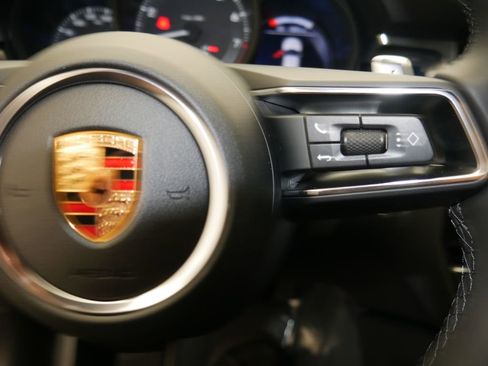New 2026 Porsche Macan AWD/4WD image 37