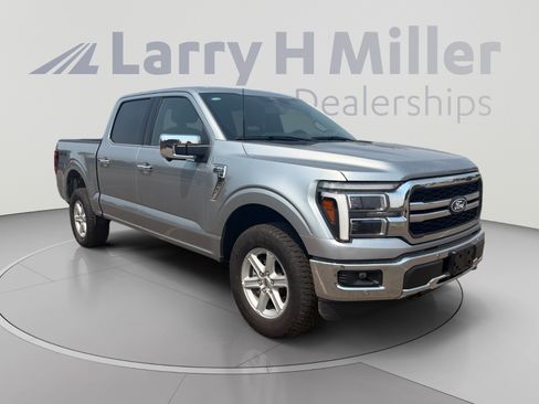 Used 2025 Ford F150 Lariat AWD/4WD image 8