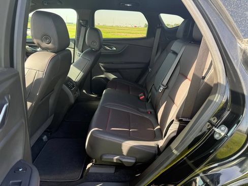 Used 2021 Chevrolet Blazer RS w/ Enhanced Convenience Package FWD image 11