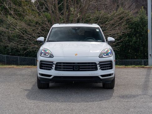Certified 2023 Porsche Cayenne Platinum Edition AWD/4WD image 11