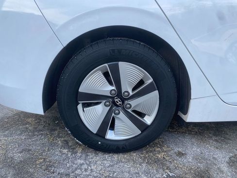 Used 2019 Hyundai Ioniq Blue image 26