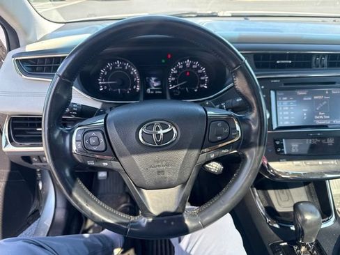 Used 2017 Toyota Avalon Touring w/ All Weather Liner Package FWD image 18