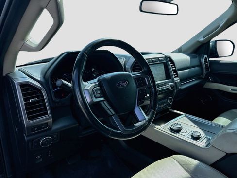 Used 2019 Ford Expedition Platinum AWD/4WD image 9