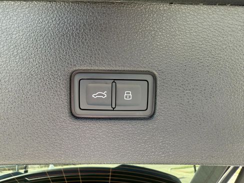 New 2026 Audi RS Q8 performance AWD/4WD image 23