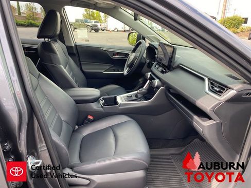Certified 2023 Toyota RAV4 XLE Premium AWD/4WD image 13