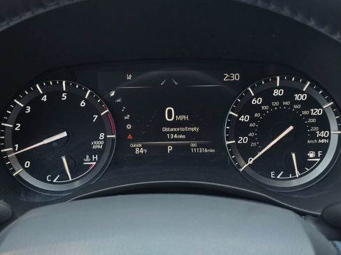 Used 2020 Toyota Highlander XLE AWD/4WD image 31