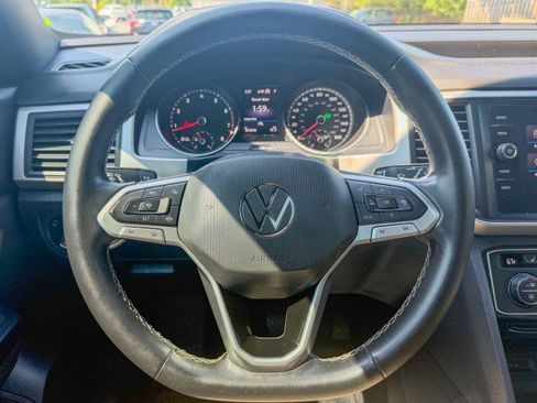 Used 2021 Volkswagen Atlas Cross Sport SE FWD image 8