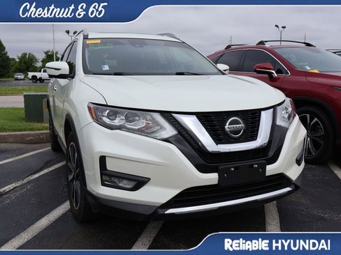Used 2020 Nissan Rogue SL w/ Premium Package AWD/4WD image 2