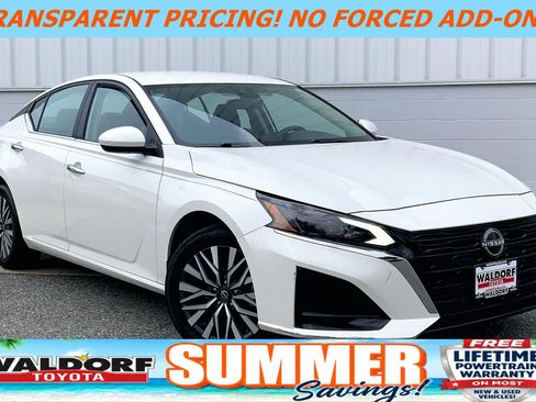 Used 2023 Nissan Altima 2.5 SV AWD/4WD image 1